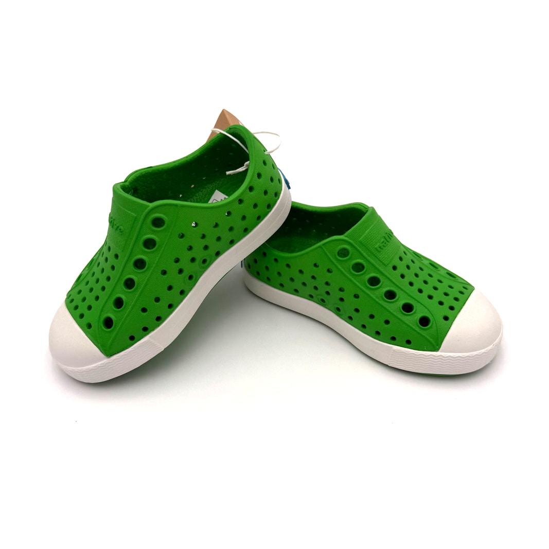 New! Native Jefferson Child Shoes - Grasshopper Green - C5 (Toddler 5) — image 3 of 5